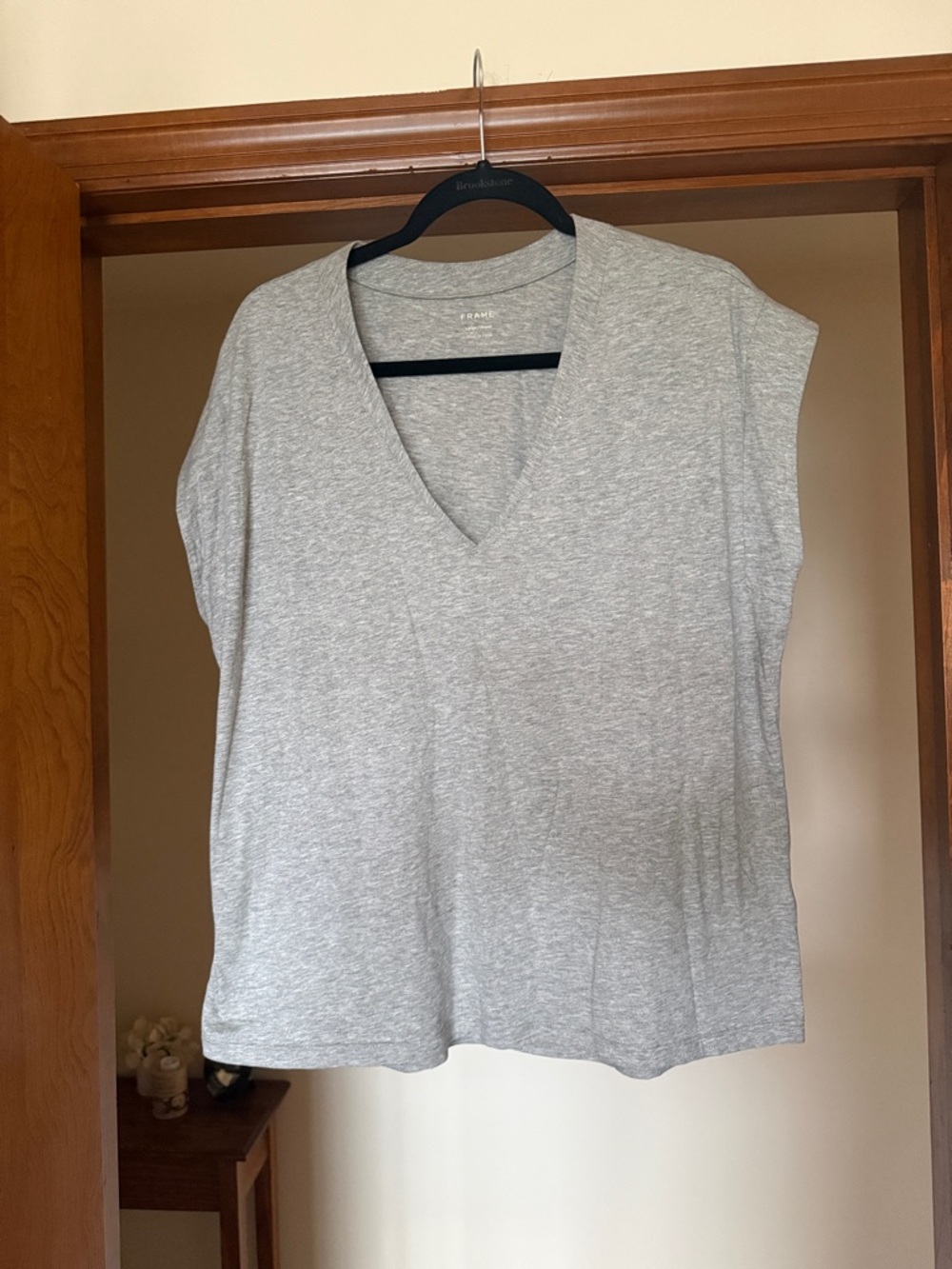Frame Denim Gray V-Neck Sleeveless Tank